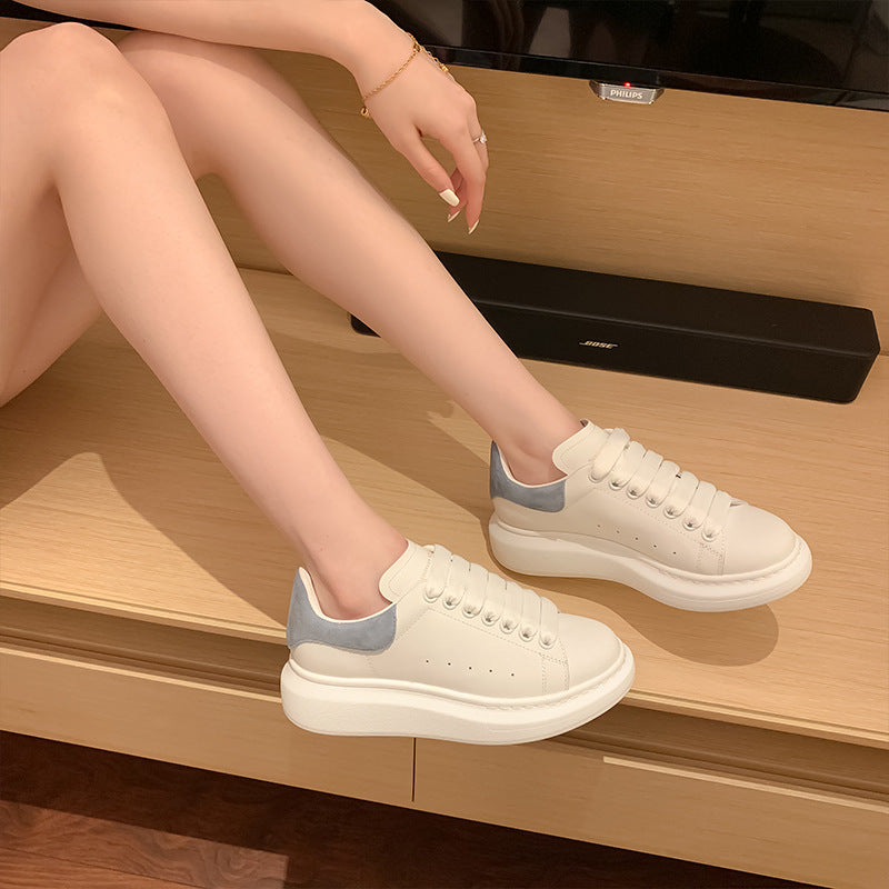Kadınlar için Tam Deri Beyaz Platform Spor Tahtası Sneakerlar
