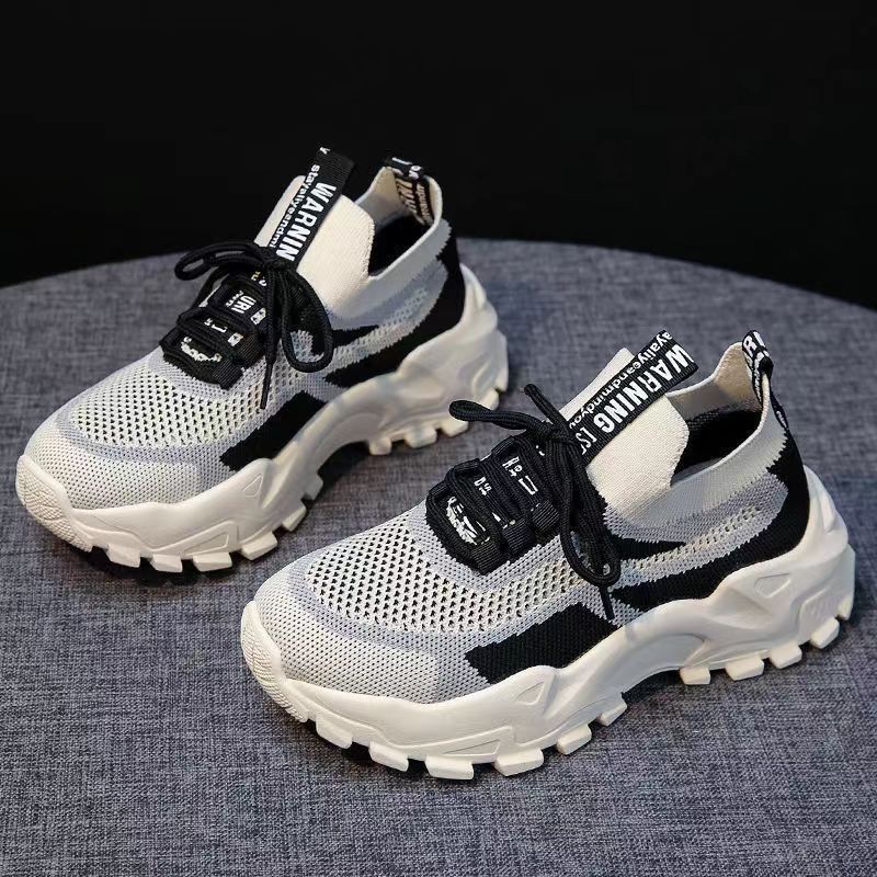 Kadınların Trendy Uçan Dokuma Nefes Alabilen Tide Shake Sneaker'ları