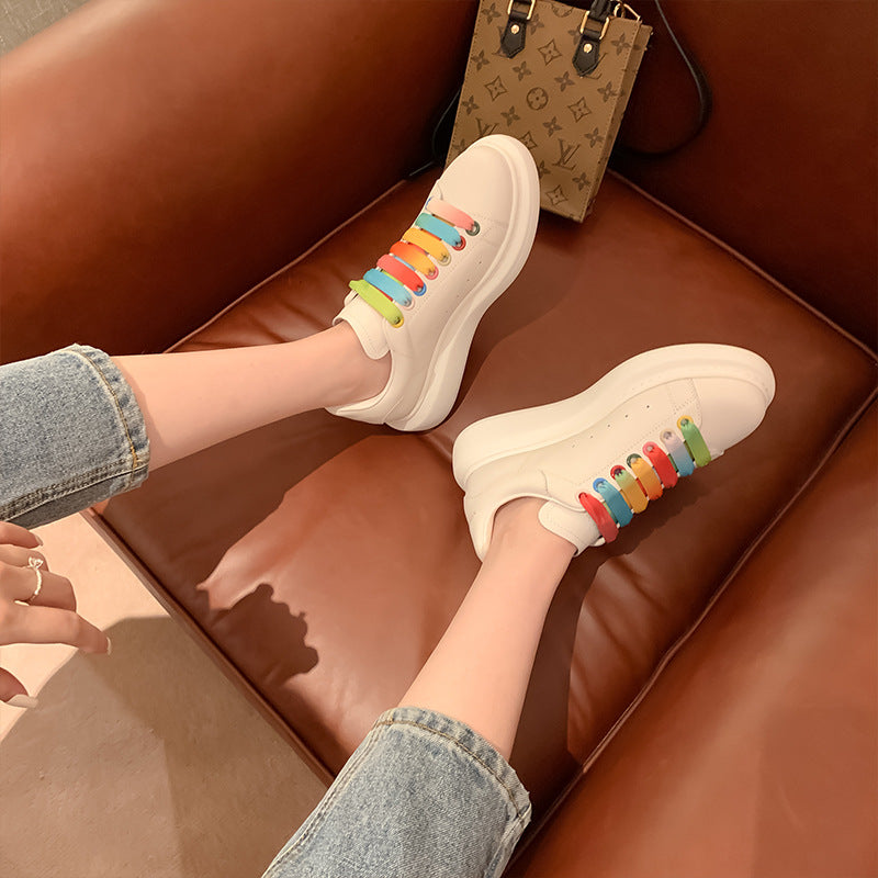 Kadınlar için Tam Deri Beyaz Platform Spor Tahtası Sneakerlar