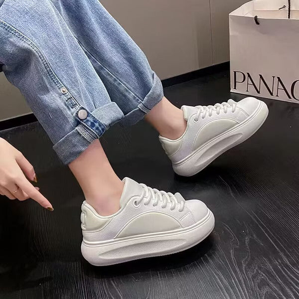 Kadınlar için Sonbahar Kalın Taban Hafif Koşu Günlük Beyaz Sneakerlar