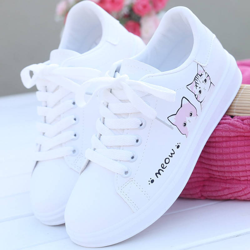 Kadınlar İçin Moda Beyaz Düz Nefes Alabilen Pompa Spor Ayakkabıları