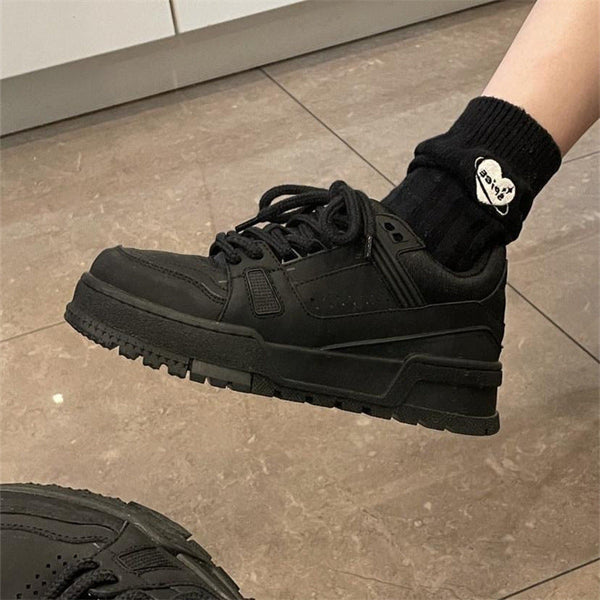 Kadınlar ve Erkekler için Siyah Blood Serisi Kalın Taban Yükseltici Sneakerlar