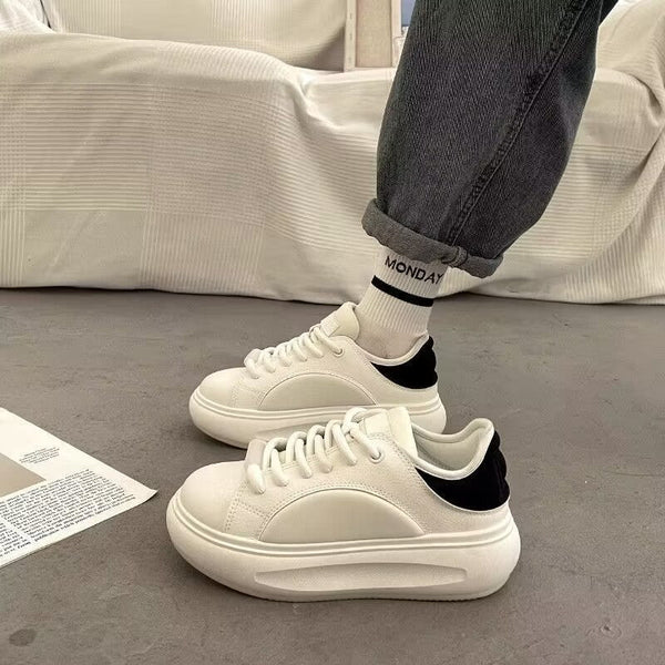 Kadınlar için Sonbahar Kalın Taban Hafif Koşu Günlük Beyaz Sneakerlar