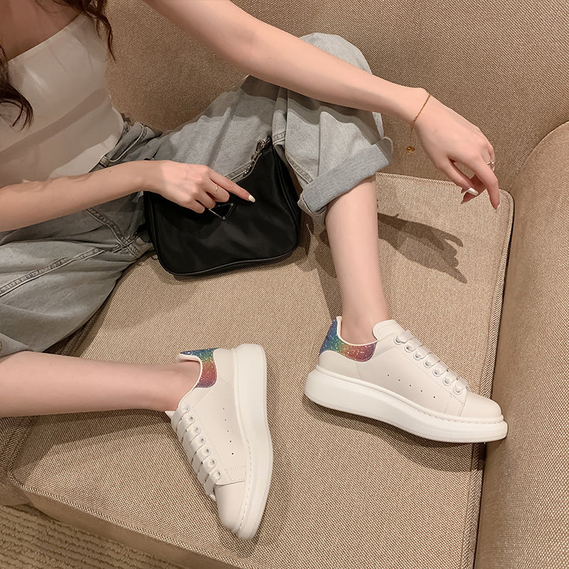 Kadınlar için Tam Deri Beyaz Platform Spor Tahtası Sneakerlar