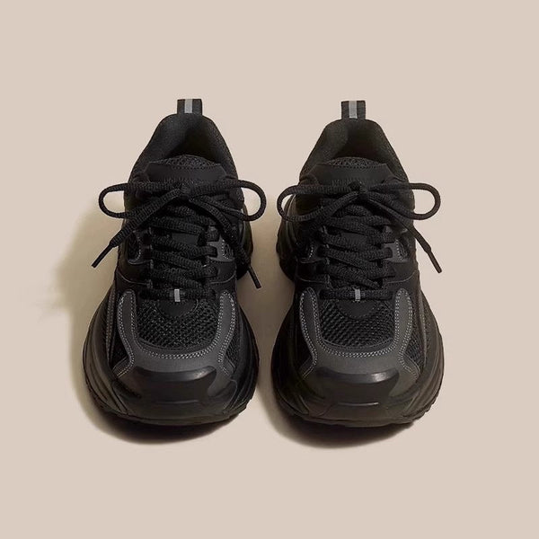 Kadınların Küçük Canavar Platform Baba Bahar Retro Sneaker'ları
