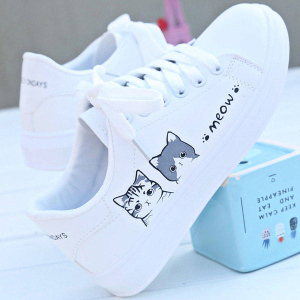 Kadınlar İçin Moda Beyaz Düz Nefes Alabilen Pompa Spor Ayakkabıları