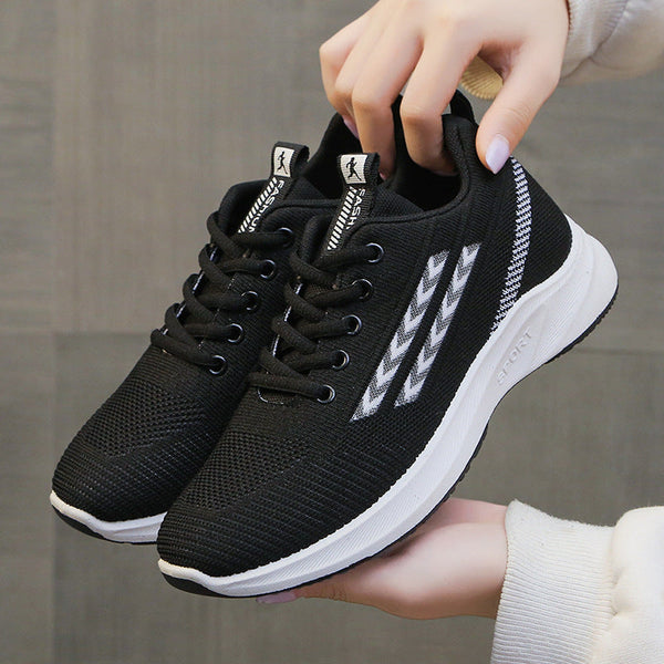 Kadınlar için File Yüzeyli Delikli Yaz Topuklu Koşu Sneaker'ları