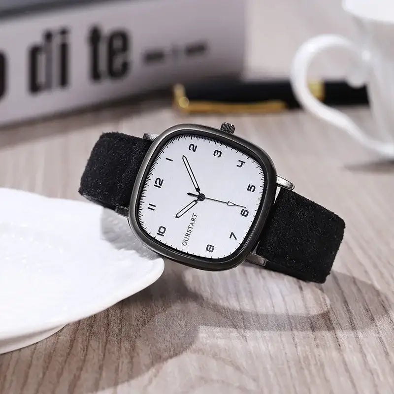 Klasik Saat Prestanza: Yeşil Kadran ve Deri Vintage Tasarım